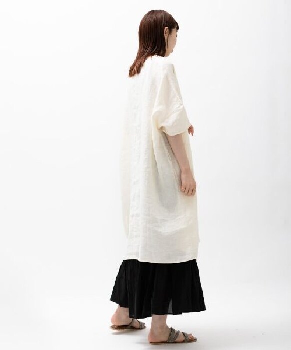 力強く咲く花々の刺繍OP／アズノゥアズドゥバズ（as know as de base