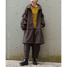 アズノゥアズドゥバズ(as know as de base)のフリルフリルロングコート