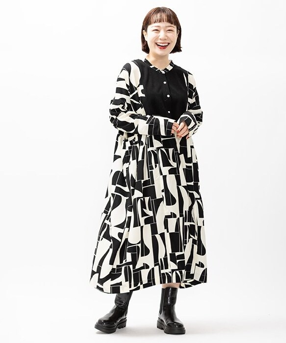 新品アズノウアズオオラカ ワンピース 19号 オオラカ19号 黒トップス