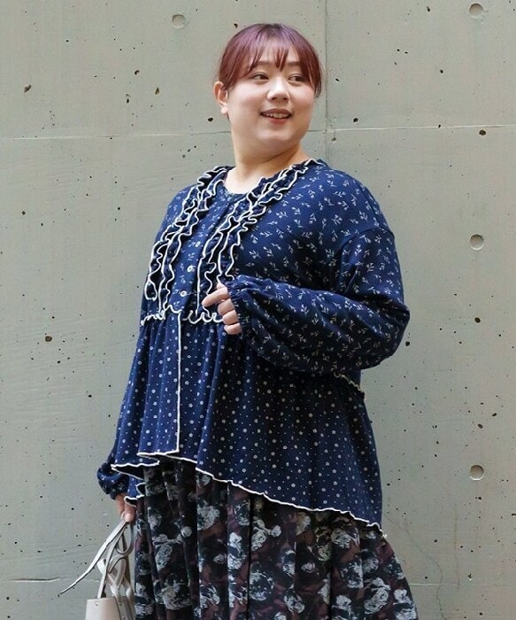 新品タグ＊19号 アズノゥアズオオラカ【大きいサイズ】複雑な完成カーディガン 大きいサイズ】複雑な完成CD | アズノゥアズオオラカ(AS KNOW