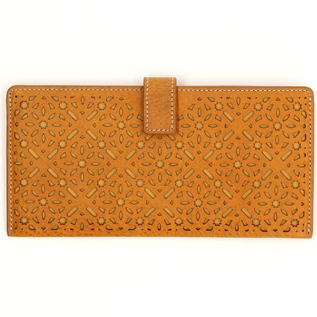 [^:43986]z̏ɍLԖ͗lB̘A͗ĺA̐RƂ͂̃V[YBgentenԂ̉Ԗ͗luJbg[NvɏɃ_C^ɎU΂߂A_CJbg[NBgpfނ́AԂ̃C^AAo_bVJЂ̃~l@{bNXB@ׂɎdグȑʑ̂̓͗ĺAv\ʂ̒nV{ƍ킳A蕡Gɕ\LɉfoĂ܂B@ׂȉԖ͗ľiFƂƂɁAȌoNωy݂B<fނ̓Ebg>fށF~l@{bNX<舵̒ӁE@>vFA_X@fP[gN[@RfBVjON[Z@AN[