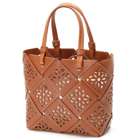 [^:43979]ʏoXPbǵu҂ށvuDvƂɂA\Ȃ̐^ɂBfނ́AC^AAo_bVEJЂ̃~l@XVǏi1.8mm`2mmjgpBڂ́AtbgōdAłĂƂƂg݂܂ޕ\A܂Ɂuv炵v𑶕ɂŷ݂ő̖́BntȂꖇdĂ̍́A\ʂł͂ȂAʂɂCz܂BɉāADAAPAƂvȂł͂̋ZpAJɒJɎ{ƂŊA܂ɐElZp𒍂񂾃V[YBtāAC̏㏸ƂƂɒȂy₩ɂȂ邱̋G߁B~蒍󂯂ČzIɍLJbg[N̉Ԗ͗lBł͂Ȃ̖͂߂iBmȌoN񑩂A25NԈĂu{̊vv̖͂ƂƂɂy݂B<fނ̓Ebg>fށF~l@{bNX<舵̒ӁE@>vFA_X@fP[gN[@RfBVjON[Z@AN[