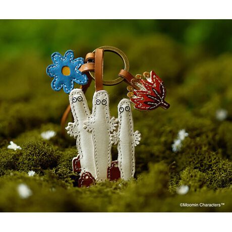 [^:46149]uRƋȂ炷vBȋʂzɊÂn܂gentenƃ[~̃RNVBtBh̍ƃg[xE\|[~V[Yɓoꂷ̂́ALȎRƂ̒ŕ炷ӂLN^[BD⃆[AA₩Ȋт؂ɂ鐸_̎R𑸏dSȂǂ\A𒴂ĈꑱĂ܂B{RNV́AƃR~bNXĩA[gɍ쐬܂Bi̎ȐEςvƂR̕YfނpāAJȎdōוɎ܂ōČĂ܂B2025Ńu[~v1ڂ̏o80NƂLOׂNB[~Jŕ炷LȏZl̐E`uMOOMIN collectionvAF܂̓XɂƊY܂悤ɁB[~J̒ԂNN`[ɂȂĂڌłBṽp[cd˂ĂӂƂGɁBƂĂȕ`ʂ܂ŐElZɂ׍HŒJɎdĂgentenȂł͂̃`[łB₵킩琶܂AԂɈ͂܂ꂽɏW܂KjjBTu`[̑ԂwiɁA̎p͂܂łƗhȂĂ悤BṕAR~bNX14Ń[~~ ɂĂV[`[tɂĂ܂B{̔qfނ̓EbgrfށF~l@XVIgpĂ܂BVR̃ICՂƊ܂ł̂ŁAgn߂͊炩zŐ@ŏ\łBgAICĂN[ŕێƓ̂鉐oāA蒷p܂Bq舵̒ӁE@rvF@A_X@@@@fP[gN[@@@RfBVjON[ @AN[i[