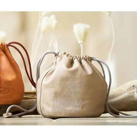 [^:46137]uRƋȂ炷vBȋʂzɊÂn܂gentenƃ[~̃RNVBtBh̍ƃg[xE\|[~V[Yɓoꂷ̂́ALȎRƂ̒ŕ炷ӂLN^[BD⃆[AA₩Ȋт؂ɂ鐸_̎R𑸏dSȂǂ\A𒴂ĈꑱĂ܂B{RNV́AƃR~bNXĩA[gɍ쐬܂Bi̎ȐEςvƂR̕YfނpāAJȎdōוɎ܂ōČĂ܂B2025Ńu[~v1ڂ̏o80NƂLOׂNB[~Jŕ炷LȏZl̐E`uMOOMIN collectionvAF܂̓XɂƊY܂悤ɁBǎȃJ[tłuTXeBiuВvɃ[~Eo[WołBv̐FƏx炵hJ͖ڗ邱ƂȂA肰ȂANZgƂĂ܂BhJ́Aw[~J̉Ă܂x̑}GB`ɏoXg[[̃A[gXeb`̂悤ɌhJŕ\܂Bnɂ̑}GgpeLX^CvgBobO`ĂEςLВłBɊւāA1Jx͂N[̎gpTBfグ̂߃V~ɂȂ₷̂ŁA@݂̂ŎRȌoNωy݂BvɃcF̕ω\Ăi1JxjN[gpBiN[gp̍ۂ́AKڗȂƂŁAڂłmFȂ炨Bhz͏FZȂ܂̂ŁAŜɂȂ܂Ăj܂AN[genteñfP[gN[ł̂߂܂BN[ŕ\ʂی삷邱ƂŒ܃LYtɂȂ܂Bqfނ̓Ebgrv̒łƂJ[tfނgpB^jɂƒЂށAɎԉɂ̂sbg₵Bv̕\ʂ͈؂̃veNgv̂̂̎RȕAǂyŒdオB̂ߑF܂̂łB̃V~LŶVRfނȂł̖͂͂łB@q舵̒ӁE@rvF A_X Z fP[gN[  RfBVjON[  AN[i[ iƂĂ̂͊Sfグ̊vȂ̂ŁAV~ɂȂ₷߂łB\ӂĂgpBA_X̓obÔgpOɂg܂BK30cmȏ㗣ĉ~`悤ɂgpj