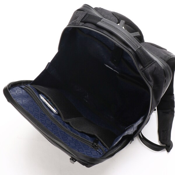 ace ガジェタブルバックパック 9L ネイビー ace ガジェタブルバックパック 9L ネイビー