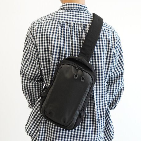 [^:68793]JWAȃfUCɋ@\V_[obOV[YB HnϖՐPUH{AȂ₩ŏvȐngpBϖՐEɗDĂAJ̓łSłBShł͂܂B 8.0C`^ubg[Cւ8.0C`^ubg̎[\B8.0C`QlTCYFW14~H20~D1cm [eBeB|Pbg~j}ȃfUCŁA[ɎoO|PbgݒuB V_[xgV_[xg͍Etւ\Bwɂ킹ĕύXł܂B bVfޔwʂV_[xg̓bVfނgpBďłKɂgp܂B nJ[nւ͎F̗ǂ邢u[J[̗pB̕ɂ܂ו₷֗łB