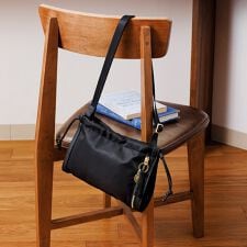 ショルダーバッグ サコッシュ 猫 17831 ace. HAyU