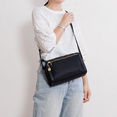 [^:17832]肰Ȃ傤ǂAlRƃA[g̃gxobOg痷s܂ŕL􂷂AՂ[͂͂̉^V_[obOBHAyŨACRIiuAj}wbhv猵IHAyUlRẪIWi̗p܂BJ̓t@Xi[dlŁAgɂו̎SłBE蕔HAyUlR胁^`[tBEVvȖn^Cv͓lRAlRwbh^Cv͓ndlBEɂ̓L[OȂǂtĂngp[ctBE̍ɔꂽuhSGKgo܂B----------------------@\ڍ<>EbV|Pbg~2Et@Xi[|Pbg~1<O>Etgt@Xi[|Pbg~1C[A[gƁEw肪HAyU(njƊ̃[fBOJpj[AG[X̃uhwace.x̃R{ACeB