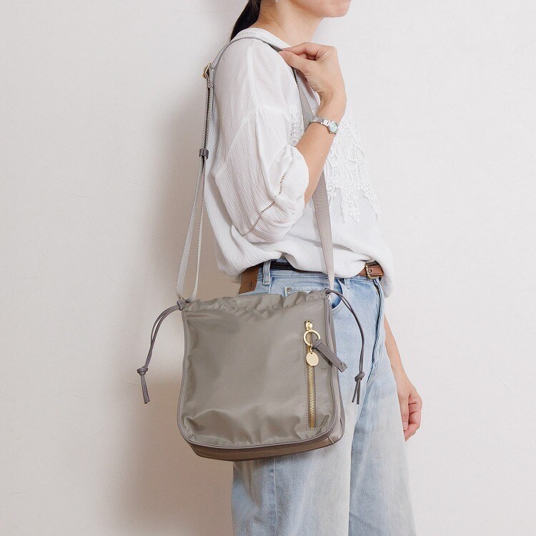 ショルダーバッグ 縦ショルダー 猫 17833 ace. HAyU | ace. | マルイ