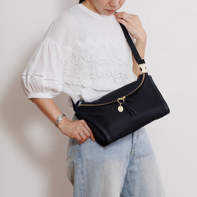 ショルダーバッグ ボディバッグ 猫 17835 ace. HAyU | ace. | マルイ