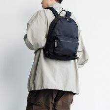 ビジネスリュック A4 13.3インチPC収納 2気室 ミニポーチ付 レノウ 20101