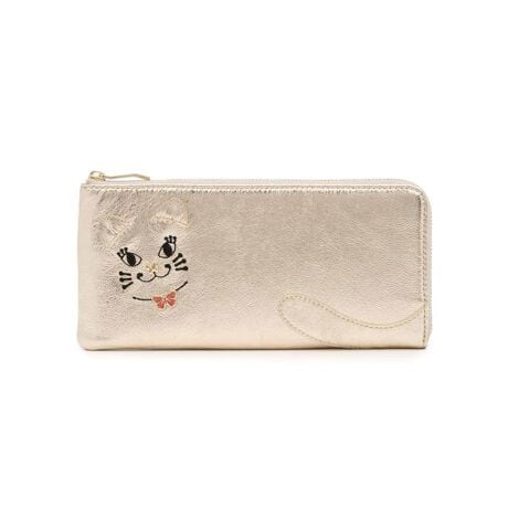 [^:318080]ӂƏ_炩ȃ\tgU[ŎdĂꂽV[YuTITI\tgvBL̊_ɃCAEgfUCɁA肰Ȃ{ꂽ̃`[tANZgƂȂA邽тɐSaރfUCłBՂƂ̎hJƍT߂ȃc̃\tgU[ɐSn悭Ȃ݁Agɂ҂BtgЂ`eBeB̂ۂ⎨̗̊VѐSՂŁA̋CグĂ܂B܌^CvLt@Xi[^A2ʃ^CṽpXP[XȂǁAprɉđIׂ郉CibvpӁBRpNgŃobOɓ₷A[͂Ƌ@\Ă邽߁AfC[g͂Mtgɂ߂łBobO̒ɂ傱ƃeBeB邾ŁAľƗVѐS\łAANNA SUIȂł͂̈zV[YłB