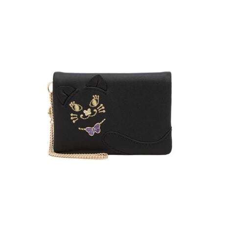 [^:318083]ӂƏ_炩ȃ\tgU[ŎdĂꂽV[YuTITI\tgvBL̊_ɃCAEgfUCɁA肰Ȃ{ꂽ̃`[tANZgƂȂA邽тɐSaރfUCłBՂƂ̎hJƍT߂ȃc̃\tgU[ɐSn悭Ȃ݁Agɂ҂BtgЂ`eBeB̂ۂ⎨̗̊VѐSՂŁA̋CグĂ܂B܌^CvLt@Xi[^A2ʃ^CṽpXP[XȂǁAprɉđIׂ郉CibvpӁBRpNgŃobOɓ₷A[͂Ƌ@\Ă邽߁AfC[g͂Mtgɂ߂łBobO̒ɂ傱ƃeBeB邾ŁAľƗVѐS\łAANNA SUIȂł͂̈zV[YłB