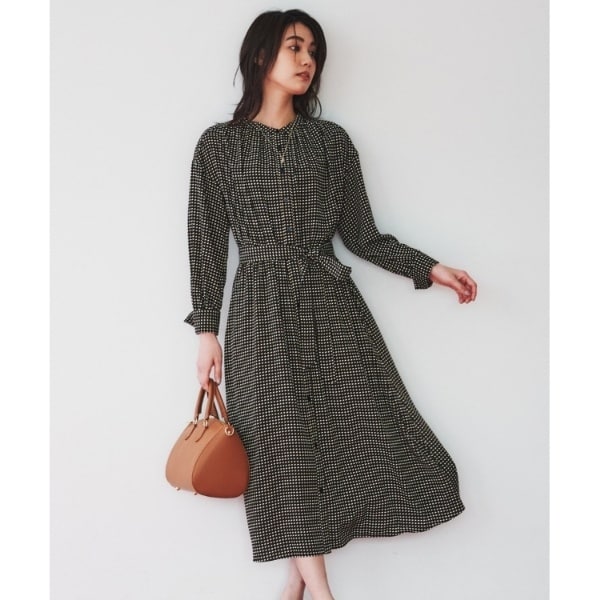 美シルエット&着映え／洗える】スクエアジオメ柄 ボウタイ