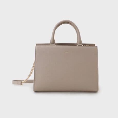 [^ԁF15302022]yfUCz{NV[ȃVGbgNxV_[obOBnh̍vɂ͋{ĂAfUC̃ANZgɁB̃|PbgtĂ邱ƂŎ[͂Aʋ΂fC[[XɍœKłBt̃V_[2{ZbgB`F[t̃V_[́AZj[V[ł􂷂GKgȈۂɎdグĂ܂Bʏ̃V_[tĂ̂ŁA̓̃X^CV[ɍ킹Ďg\łByfށzV{̍vByX^COzZj[IP[WV[̃X^COɁBfjȂǂ̃JWAX^CO̊OɂydlzE|PbgF~2Ɩ̊֌WɂAۂFČꍇ܂B܂Ap\REX}[gtHȂǂ̊ɂA኱iƉ摜̃J[قȂꍇ܂Bd:635g(TvTCY)