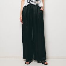 【GREY CHORD】LISA（リサ）サテンワイドパンツ