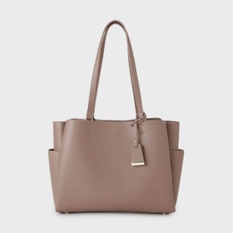 [^ԁF15301050]yfUCzނp\RTCỸVvȃg[gobOBî悢V{ƃĉfނ́Ay\tgŁAɑ̂ɗD݂܂B|Pbgd؂肪[ĂAו̎dɂ֗łByfށz悢c̍vyX^COzʋ΁Eʊwɂ߁BydlzE|PbgF~3 O~2EA4t@C[Ɩ̊֌WɂAۂFČꍇ܂B܂Ap\REX}[gtHȂǂ̊ɂA኱iƉ摜̃J[قȂꍇ܂Bd:550g(TvTCY)