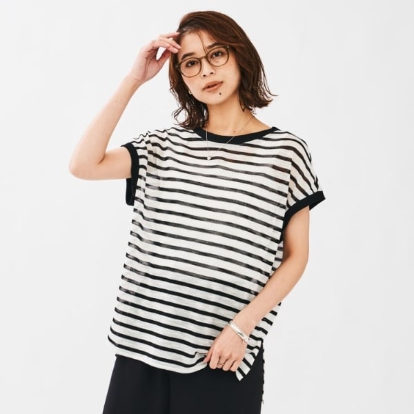 新品タグ付★アンタイトル【untitled】ロゴTシャツ 新品タグ付☆アンタイトル【untitled】ロゴTシャツ