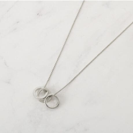 [^ԁF15301133]yfUCz^ƃjAXJ[̑gGKgȕ\lbNXBVvȃ`F[gbvāAiȈۂłBVR{[XCh邱ƂŁA`F[̒D݂ɉĒ߉\łByfށz^イ G|LVyR[fBl[gzGKgȈۂACéAItBXV[JWAX^CƕL߂łBƖ̊֌WɂAۂFČꍇ܂B܂Ap\REX}[gtHȂǂ̊ɂA኱iƉ摜̃J[قȂꍇ܂B