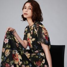 【セットアップ可花柄エレガント】アンティークフラワー柄ブラウス