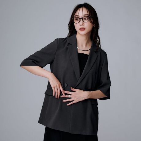 [^ԁF15343231]yfUCzYCNȃ_uuXg̃WPbgAN炵gĥ锼WPbg̃fUCցB悭bNX̂VGbgAJWAȈۂɁB܂Ae[[hJ[ƌAꂽۂɂȂ܂ByfފzE[̒ƃ|GXe̒ZnCubgȎigNVIjgpђ@BEH[^[WFbgƂD@ŎDiKŐgA]̂̂c݂o@BgpĂ܂BX[cnۂ̂ɃW[Ŵ悤ȒSnƃLbNobN̗ǂXgb`ƔłBXɎdグɓȉH{A}XN̂悤ȕ\ׂ̍VƏṼV~bNXĎdグĂ܂BY߂Ȃ̂ɂ肵ȂAłJWAȂbNXVȏfނƂȂĂ܂B̎ɊUVJbgAڐG⊴@\tłByȂ|CgzItBXX^Cɂ͂AfjpcƂ̃R[fŃJWA_E߁BG߂̕ςڂ₿Ƃoɂ҂̃ACełBydlzE|PbgF~2EnȂ̐íAz̎OiUVjʂɂ܂B̌ʂ͉ivIł͂܂BƖ̊֌WɂAۂFČꍇ܂B܂Ap\REX}[gtHȂǂ̊ɂA኱iƉ摜̃J[قȂꍇ܂Bd:270g(TvTCY)