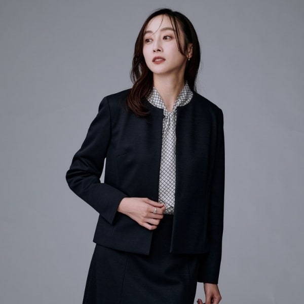 【最終価格】新品　UNTITLED 手洗い可能　ノーカラージャケット ネイビーL UNTITLED ジャケット ノーカラージャケット 「軽くて快適！」ウール混