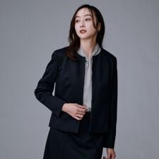 【洗えるスーツ／ストレッチ】ウール混ジャージ ノーカラージャケット