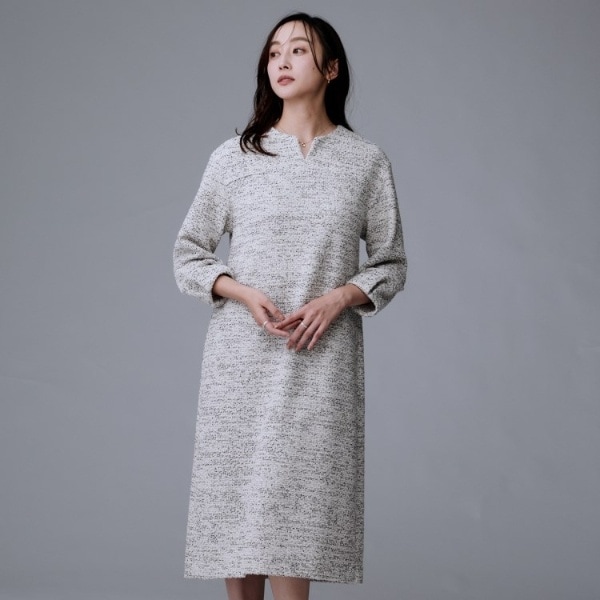 美品♡ アンタイトル　ワンピース　5L 大きいサイズ　ベージュ UNTITLED / アンタイトル ワンピース（条件：ベージュ系、在庫