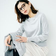 クルーネックウールニット