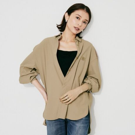 [^ԁFG7784001]fUC@\fނgpGtH[gXȃVcVvȂꂽfUC͂̃ACeBɎ{ꂽuhS̎hJA肰ȂANZgɁBuEƃx[W2FWJŁAǂl͋̕Co܂BfޒԂ̒płKȒSn܂BR[fBl[gfjƍ킹đlJWAX^C߁B܂fނŃpcAZbgAbvŒp΁Aꊴ̂GtH[gXȃX^CBVcAHDƂāAZbgAbvƂĂA܂܂ȃV[Ŋ􂵂܂BTCY\ɂāoCCOî߉DTCY\Lƃ[hTCY\LقȂ܂Bi@mF܂B[hTCYR[h02=iTCY\LFREEPROTAGONISTAiv^SjX^jӊOɈAǂ邩ɂƂȂu{[_[XvɂƂȂu^CXv炵A炵ubNXvȂ璅ȂACeBPROTAGONISTA ̓eŁulvBV[YƂɈقȂloꂵA̎XŔޏ̃CtX^CCɍ킹RNV𔭕\Ă܂BƖ̊֌WɂAۂFČꍇ܂B܂Ap\REX}[gtHȂǂ̊ɂA኱iƉ摜̃J[قȂꍇ܂B