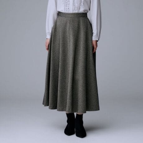 [^ԁF15374408]yfUCzՂƂʊґȃtAXJ[ǵA~fB䂪lɂ҂ȃXJ[gB܂AD荞񂾃w{[NVJȈۂ^A肰Ȃ؂₩vXBтɌ𔽎˂AGKgȕ͋CɁByfފžڂɉ؂₩ȃw{[fށBWoƃ[|GXeQ鎖Ń̃M}AɎdグĂ̂BɂWƊyAE[H~ʂĊ􂷂ghՂ̑fނɂȂ܂ByȂ|Cgz؂₩ȃXJ[gȂ̂Ńx[VbNȃjbgJbg\[Ƃ̍킹߂łBydlzE|PbgF~2Et@Xi[En聦Ɩ̊֌WɂAۂFČꍇ܂B܂Ap\REX}[gtHȂǂ̊ɂA኱iƉ摜̃J[قȂꍇ܂B