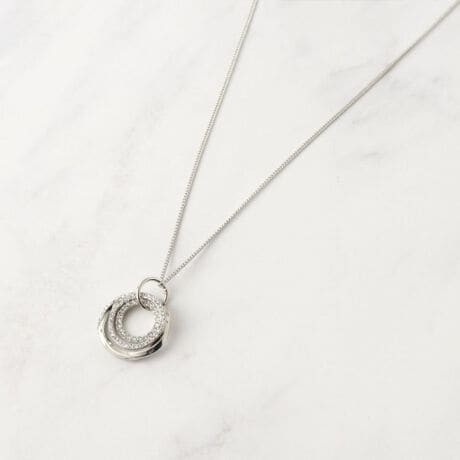 [^ԁF15304150]yfUCz3̃OdȂy_gBÖꕔɂ͏ȃKXgݍ܂Aꂽۂ^܂BT߂Ȃǂʊ̂fUCŁAVvȃX^CĂ܂BVR{[Ń`F[̒D݂ɉĒ߉\łByX^COzLC߂ȃs[Xƍ킹ēʂȓ̃R[fBl[gɂ߁BVvȃjbgɍ킹ĂoX悭܂Ƃ܂܂BƖ̊֌WɂAۂFČꍇ܂B܂Ap\REX}[gtHȂǂ̊ɂA኱iƉ摜̃J[قȂꍇ܂B