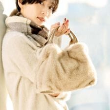 アンタイトル(UNTITLED)のミニフェイクファーショルダー