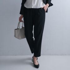 【洗えるスーツ／ストレッチ性／後ろウエストゴム】テーパードパンツ