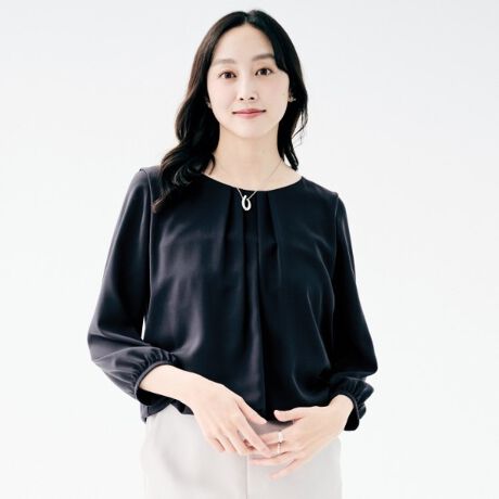 [^ԁF15381032]yfUCzɃ^bNꂽԂ̃uEXłBgɃCi[W[WtĂ̂ŁACɂȂɂ̂|CgBɃSĂA^bNCĂ悤ɌfUCɂȂĂ܂BEGXg̃MU[̖c݂oȂ悤ɕʂĒĂ܂ByfފzKxȖc݊ƔђAyуXgb`𕹂|GXeimfBXjgpTefށBLȖc݂ƉKȒSnA}ChŏiȃpE_[A܂KxȔƃXgb`Yȃh[vołfނƂȂĂ܂ByȂ|CgzWPbg̃Ci[ɂ߂łBCȂĂWPbgCi[̐oȂ悤ɐݒ肵Ă܂BƖ̊֌WɂAۂFČꍇ܂B܂Ap\REX}[gtHȂǂ̊ɂA኱iƉ摜̃J[قȂꍇ܂B