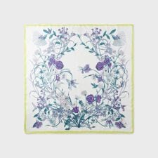 フラワープリントスカーフ