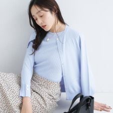 クルーネックニットカーディガン