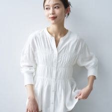 【着映え洗える】リラックスシャーリングブラウス