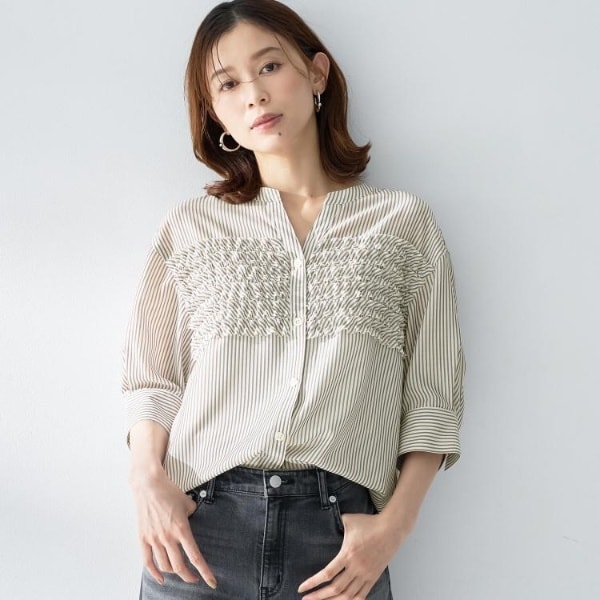 新品タグ付　Untitled 【接触冷感/通気性/洗える】フロントフリルブラウス 接触冷感通気性洗える】フロントフリルブラウス | アンタイトル