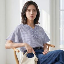 【接触冷感通気性洗える】Vネックフリルブラウス