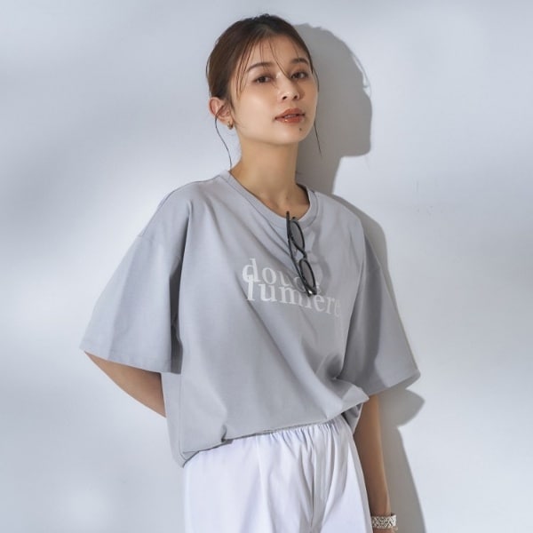 アンタイトル(UNTITLED) レディース Tシャツ・カットソー の一覧