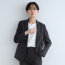 定番スーツ洗えるUVケア】ストレッチテーラードジャケット 