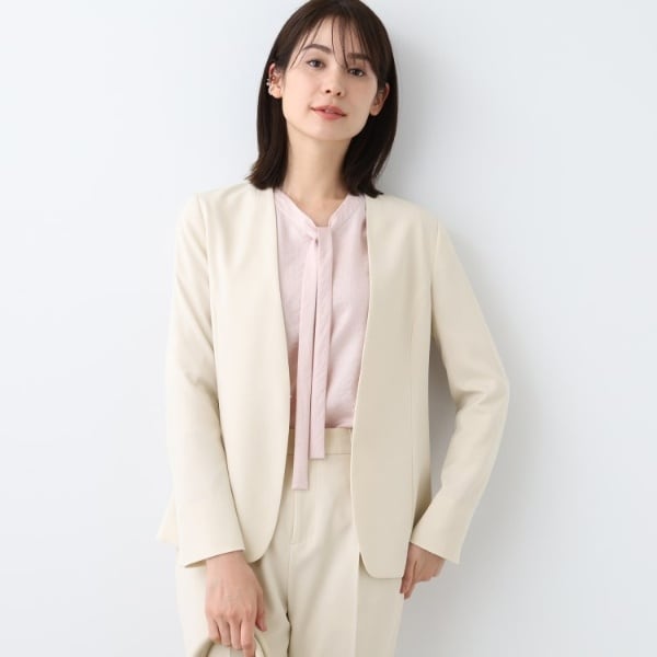 インディヴィ(INDIVI) レディース スーツジャケット の一覧