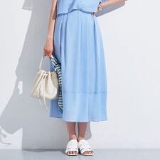 インディヴィ(INDIVI)の新色登場！【洗える／エアリー素材】巻き風ロングスカート