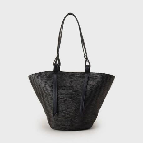 [^ԁF12702404]yfUC|Cgz҂ݏグō\ꂽĂ炵JSobOłBnhɂ͍̃ANZgghfUCɎdグĂ܂BntŌ^ꂵɂdlłBɂ̓}OlbgtA|PbgtĂeʂՂȃobOłByX^CO|CgzCɉĊvXłACełBs[X킹Ń][goAJWAX^Cɉ؂vXAANeBuȃV[ɂ߂łBydlzE|PbgF~1Ɩ̊֌WɂAۂFČꍇ܂B܂Ap\REX}[gtHȂǂ̊ɂA኱iƉ摜̃J[قȂꍇ܂Bd:425g(TvTCY)