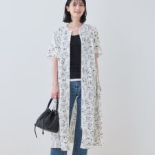 【洗える／UVケア／羽織り可能】フラワー柄前あきワンピース