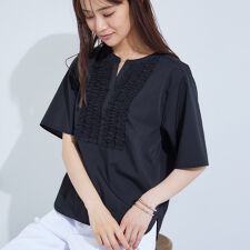 【洗える】胸元タックフリルブラウス