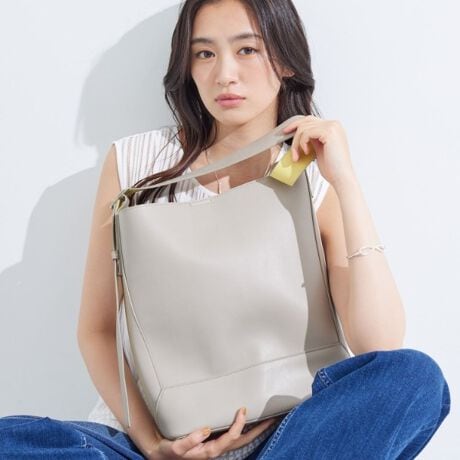 [^ԁF12704101]yfUC|CgzA4TCYۂ[͂ƁAVvȂzFJ[fUCg[głBV_[łƎĂfUCBxgdlŒ߂\łBobNANZgɂȂ܂BЖʂɂ͐ؑփfUC{A[hȈۂINDIVIȂł́BċC̏オzFJ[ŃVvR[f̃|CgɁyX^CO|CgzdV[łg[͂ƊOςłBfC[ȃJWAX^CLC߃X^C܂ŁACƃJ[őIł܂BydlzE|PbgF~1EA4TCY[Ɩ̊֌WɂAۂFČꍇ܂B܂Ap\REX}[gtHȂǂ̊ɂA኱iƉ摜̃J[قȂꍇ܂Bd:540g(TvTCY)