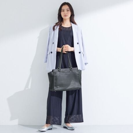 [^ԁF12704100]yfUC|CgzȑO܂ł̃VSfLobOyʂɃAbvf[gI`ƂAXNGAVGbgV[vɏC܂B肵Ƃŏo₷A^ɂdlƂȂĂ܂B[́AV[Xɍו܂ōSJꂽudΉvobOB@\IɎgāAƊȂAfC[głȂVvAڂɔ[͂|CgBxgƎȂȂw͂炫̃obOxłByʍgpA\tgȎgSnƌyɂSĂ܂Bgz\p^[Łu䂢ƂɎ肪͂v悤ȃobOɎdグ܂ByX^CO|Cgz1D2d\ŁA}Olbg̉Ƀt@Xi[dނƂŃt@Xi[JĂԂłgɂȂĂ܂B2DPCNbV|PbgAA_v^[Ȃǂ̎Ӌ@킪|PbgAy[łz_[Ă܂B{gz_[́AXibvŕ̒\B܂肽ݎPȂǂĂĎ[\łB3D݂̂̂ł[ł闧̎d؂|PbgAL[Ȃǂ̏[łt@Xi[|PbgĂ܂B4D\̔wʑɂA4ނI[v|PbgAX}[gtH܂Xbg|PbgĂ܂B5Dɂ͎p̕etĂAnʂ{̂܂B6DV_[ɂ͔̑cŃNbVAւ̕Sy܂BuɎRƃnh|dlŁAԌőɊpł܂BydlzE|PbgFO~2 ~6EA4TCY[Ɩ̊֌WɂAۂFČꍇ܂B܂Ap\REX}[gtHȂǂ̊ɂA኱iƉ摜̃J[قȂꍇ܂Bd:795g(TvTCY)