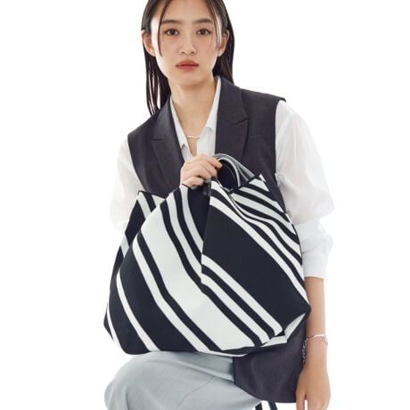 [^ԁF12701126]WEBJ[FEuEi343^_[NuEn2jEzCgi601^zCgn6jyfUC|CgzIׂoG[VyjbgobÓAVvȃR[fBl[gɂȂ肪Ȃꂩ̃V[Yɂ҂ȃACełBjbgfނłƓɕ҂ݏグĂ܂BjbgȂł͂̃\tgȎgSnBՂƓTCWOŁAۗ傫߃TCYłByX^CO|CgzD݂őIׂ长oG[Vł̓WJłBVvȃR[fBl[gɉ邾łƂĂf܂BfC[烌W[V[܂ŋC˂Ȃgp܂BydlzE|PbgȂEA4TCY[Ɩ̊֌WɂAۂFČꍇ܂B܂Ap\REX}[gtHȂǂ̊ɂA኱iƉ摜̃J[قȂꍇ܂Bd:315g(TvTCY)